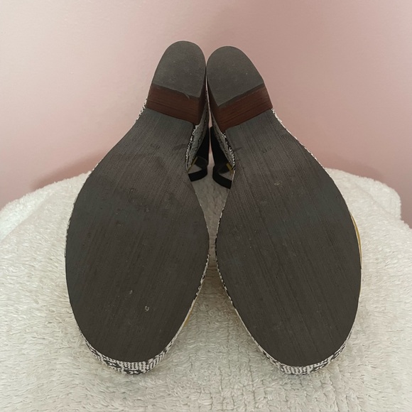 ANTHROPOLOGIE HOLDING HORSES MARYJANE PLATFORM WEDGES HEELS SANDALS 8 - Picture 9 of 12